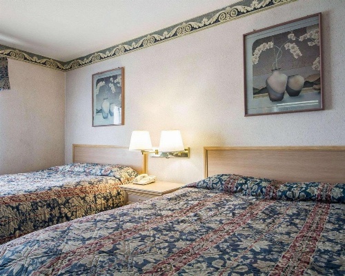 Rodeway Inn Monterey Near Fairgrounds image 2